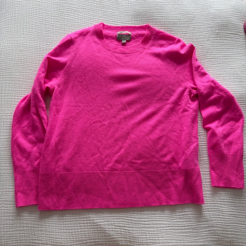 J.Crew cashmere Crewneck Sweater in Bright Pink size M